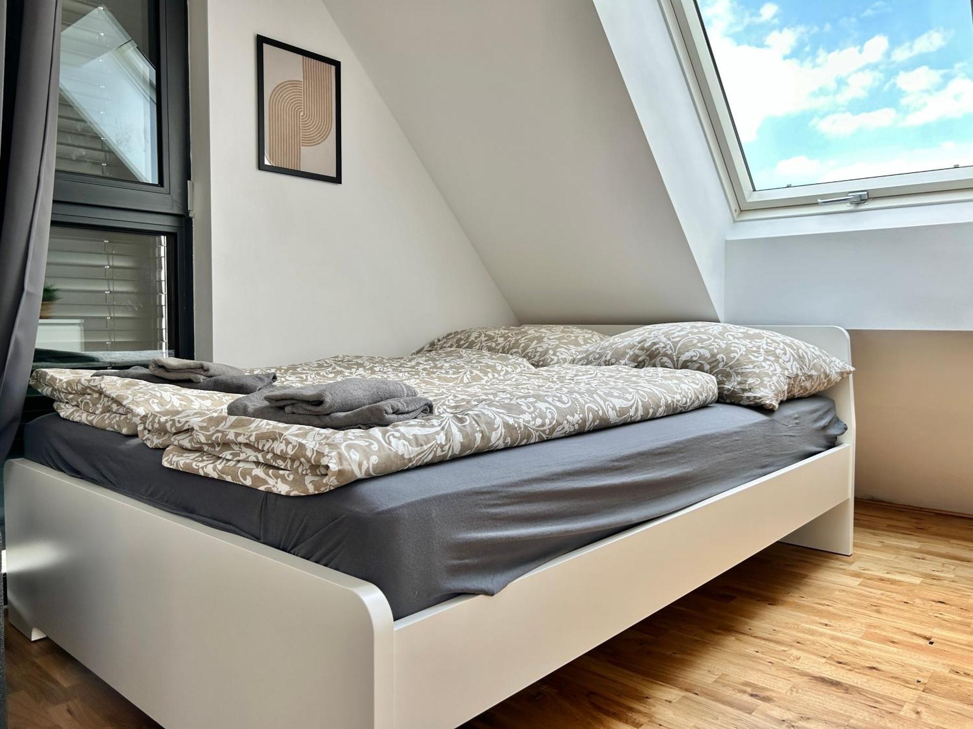Modern Apartment With Balcony & Free Parking - Nearby Metro Wien Exterior foto