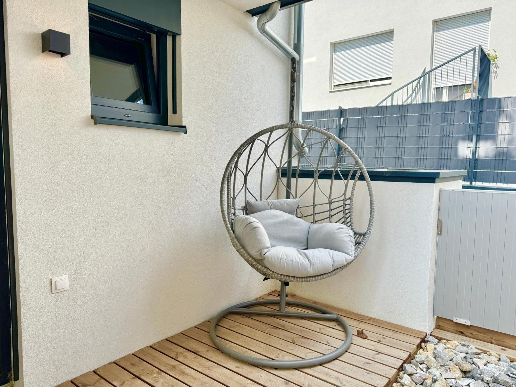 Modern Apartment With Balcony & Free Parking - Nearby Metro Wien Exterior foto