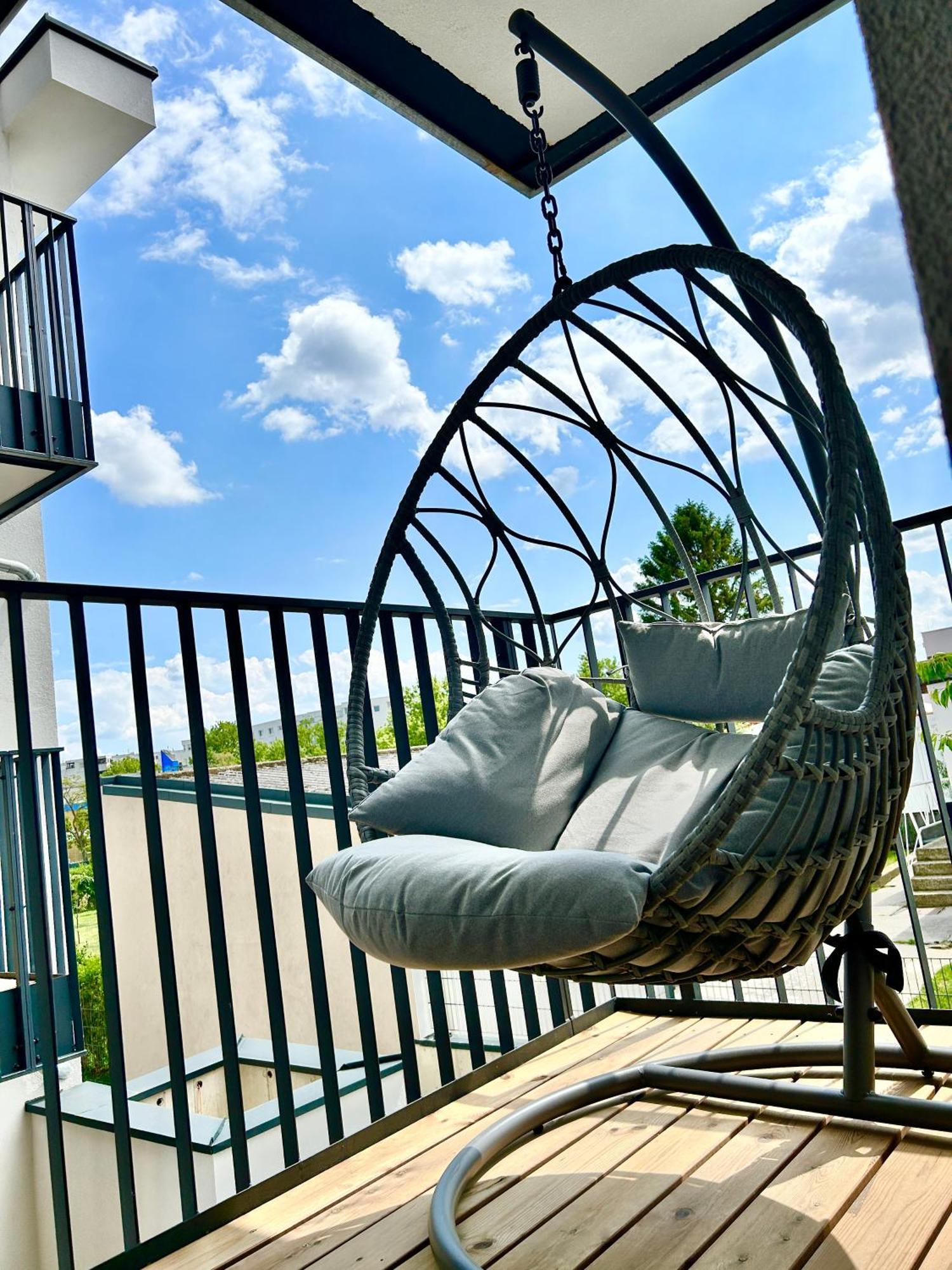 Modern Apartment With Balcony & Free Parking - Nearby Metro Wien Exterior foto